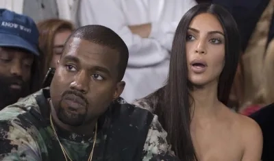 El rapero Kanye West y la modelo Kim Kardashian.