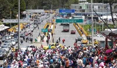 Frontera entre Colombia y Ecuador llena de venezolanos.