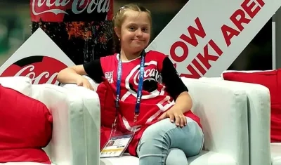Angelina Makárova, niña con síndrome de Down. 