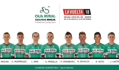 Equipo del Caja Rural para la Vuelta a España.
