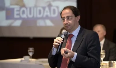 El ministro de Comercio, Industria y Turismo de Colombia, José Manuel Restrepo. 