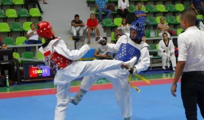 Acción de un combate del Taekwondo. 