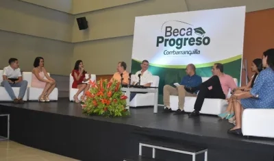 Panel de experiencia, becados conversan con directivos de Combarranquilla