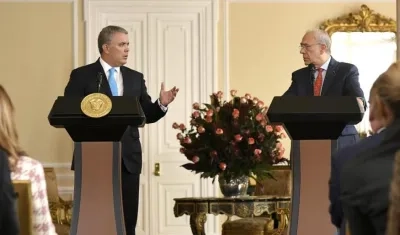 Presidente Duque y el secretario General de la  Ocde, José Ángel Gurría. 