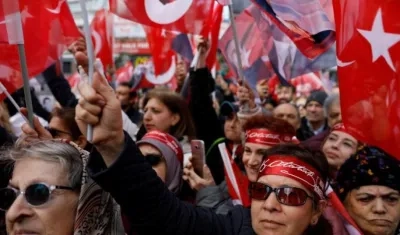  Los ciudadanos turcos acuden este domingo a las urnas para elegir nuevos alcaldes del país