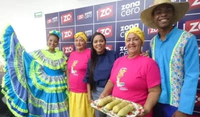 La Alcaldesa de Ponedera, Vanessa Bolívar y participantes del festival del bollo y el frito.