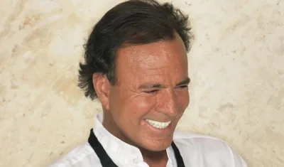 Julio Iglesias.