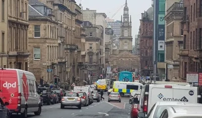 Imagen cedida por Patrick Pieciun (@polish_aussie en twitter) de la zona donde ha sucedido el ataque, en el centro de Glasgow (Escocia).