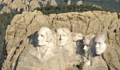 Kanye West agregó su cara al Monte Rushmore.