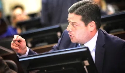 Mauricio Gómez, Senador Liberal.