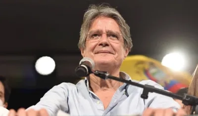 Guillermo Lasso, proclamado nuevo Presidente de Ecuador.