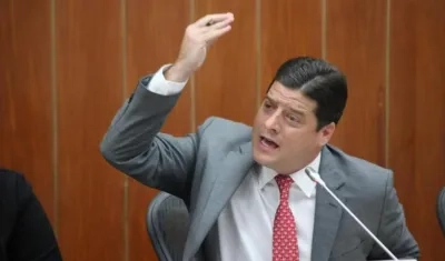 El senador de la República, Mauricio Gómez Amín.
