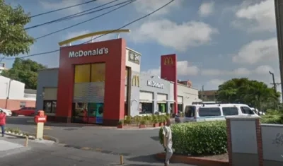 McDonald's de la calle 93 con carrera 46. 