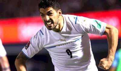 El uruguayo Luis Suárez celebrando su gol ante Paraguay.