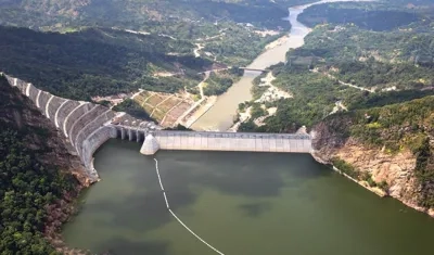 Central hidroeléctrica de Isagen en Sogamoso.