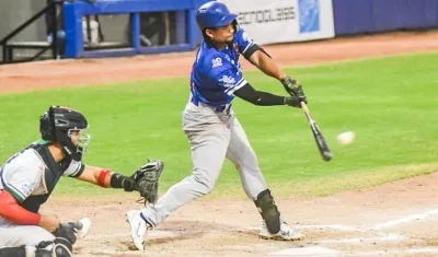 Carlos Arroyo, de Caimanes, bateó dos hits en cinco turnos.