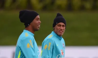 Ronaldinho y Neymar. 