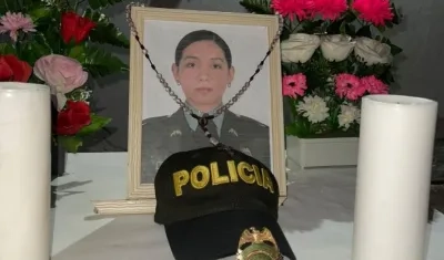 La imagen de la patrullera Leidy Sánchez Montoya en el tributo que le rindieron sus compañeros.