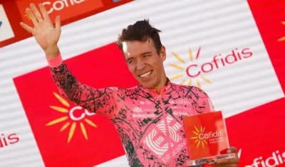 Rigoberto Urán, pedalista antioqueño, en el podio de la Vuelta a España este miércoles.