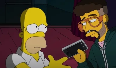 'Homero' y Bad Bunny en una escena de ‘Los Simpson’.