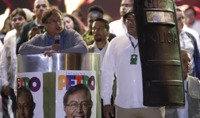 El entonces candidato Gustavo Petro en campaña presidencial.