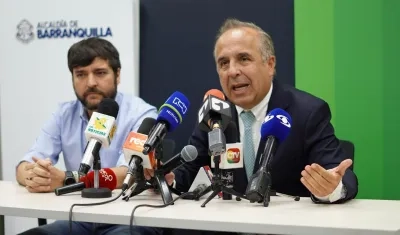 Alcalde Jaime Pumarejo y el Ministro de Transporte, Guillermo Reyes.