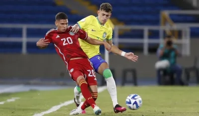 Daniel Luna durante el partido de Colombia contra Brasil, en la primera fase.