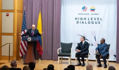 El Canciller colombiano Álvaro Leyva y el secretario de Estado de Estados Unidos, Antony Blinken.