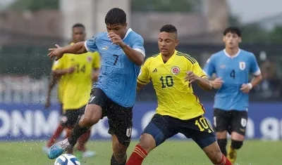 Jordan Barrera fue el más destacado de Colombia contra Uruguay.