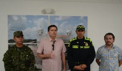 Alcalde de Soledad en reunión con autoridades por ola de asesinatos en el municipio
