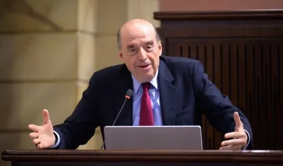 Canciller Álvaro Leyva, durante el debate de moción de censura este miércoles.
