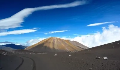 Volcán Nevado del Ruiz, imagen de referencia.