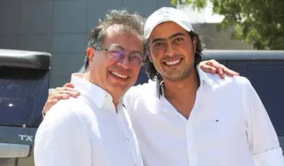 Gustavo Petro y su hijo Nicolás