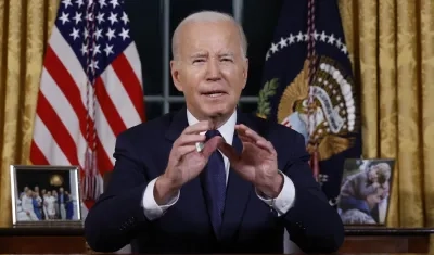 El presidente de Estados Unidos, Joe Biden, pronuncia un discurso desde el Despacho Oval, en Washington. 