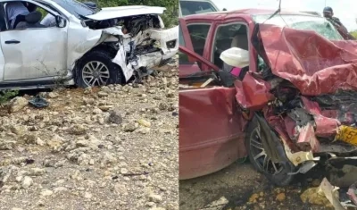 Los dos vehículos involucrados en el accidente en La Guajira