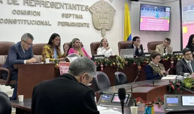 Comisión Séptima con presencia del MinInterior, Luis Fernando Velasco, y MinTrabajo. Gloria Inés Ramírez