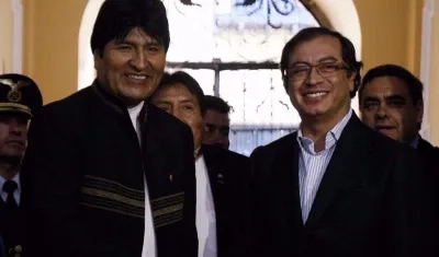 El expresidente boliviano Evo Morales durante un encuentro con Gustavo Petro. 