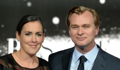 El director británico estadounidense Christopher Nolan (derecha) y su esposa, la productora británica Emma Thomas.