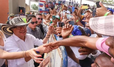 El presidente Petro a su llegada a Santiago de Tolú