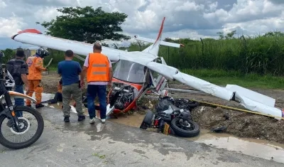 Accidente cerca del aeropuerto Santa Ana en Cartago. 