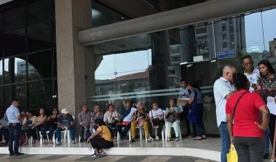 Los docentes de Barranquilla y el Atlántico en la Fiduprevisora.