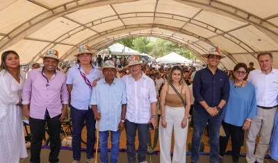 El Presidente Petro y varios de los aliados de 'Misión Guajira'
