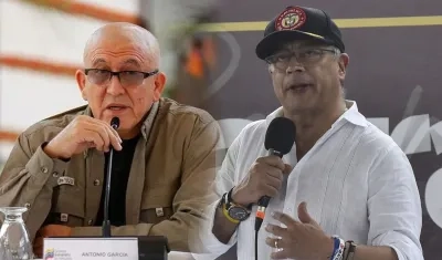 Alias 'Antonio García' y Gustavo Petro.