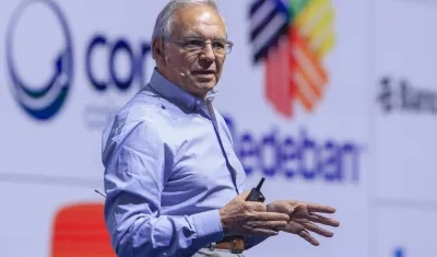 El ministro de Hacienda, Ricardo Bonilla, en Convención Bancaria.