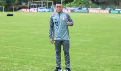 Vladimir Hernández en el lugar de entrenamiento de Santa Fe.