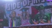 Imagen del Presidente Petro en un estadio de Túnez. 